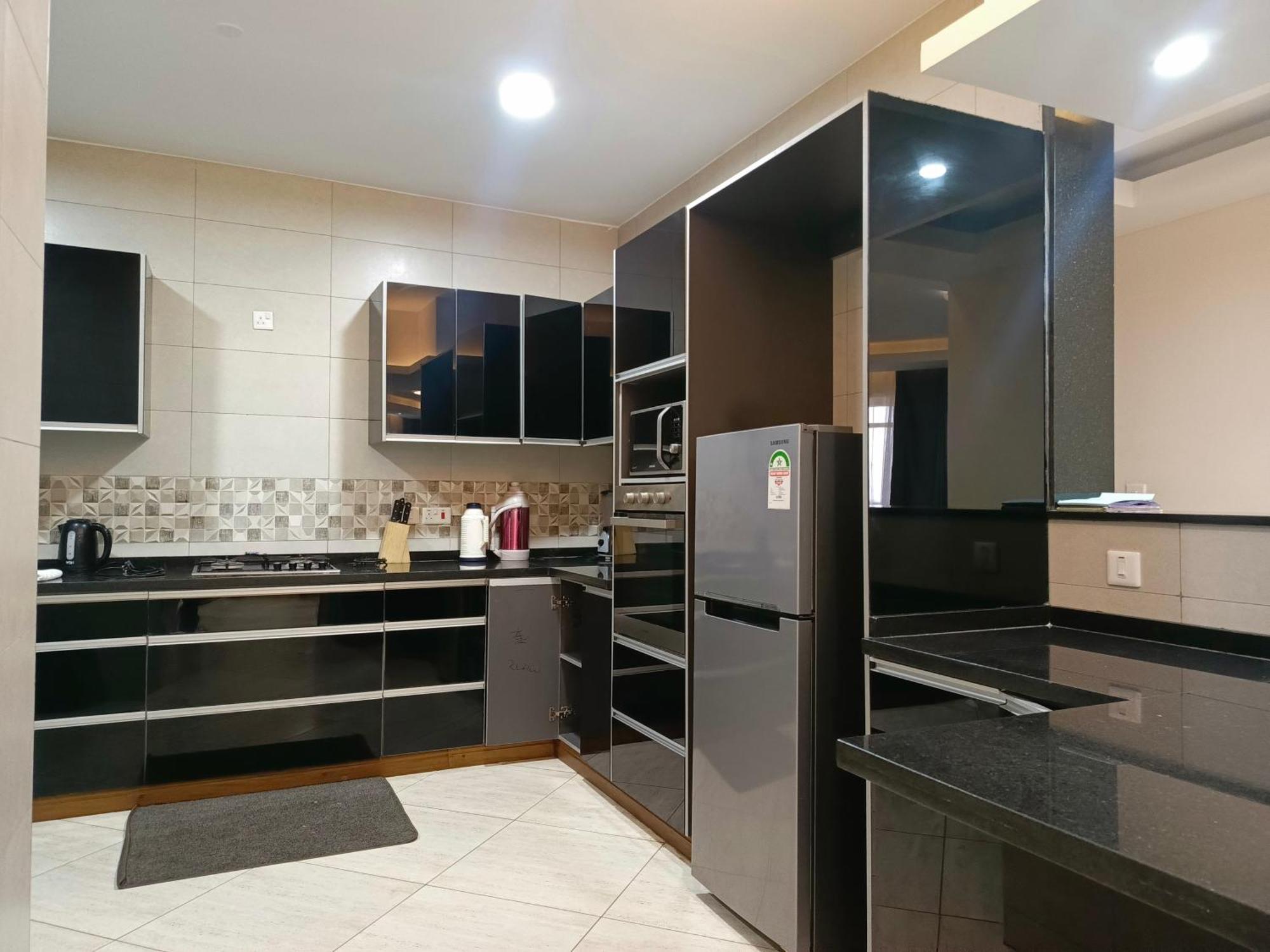 מומבסה Savannah Lions Exquisite Apartment מראה חיצוני תמונה