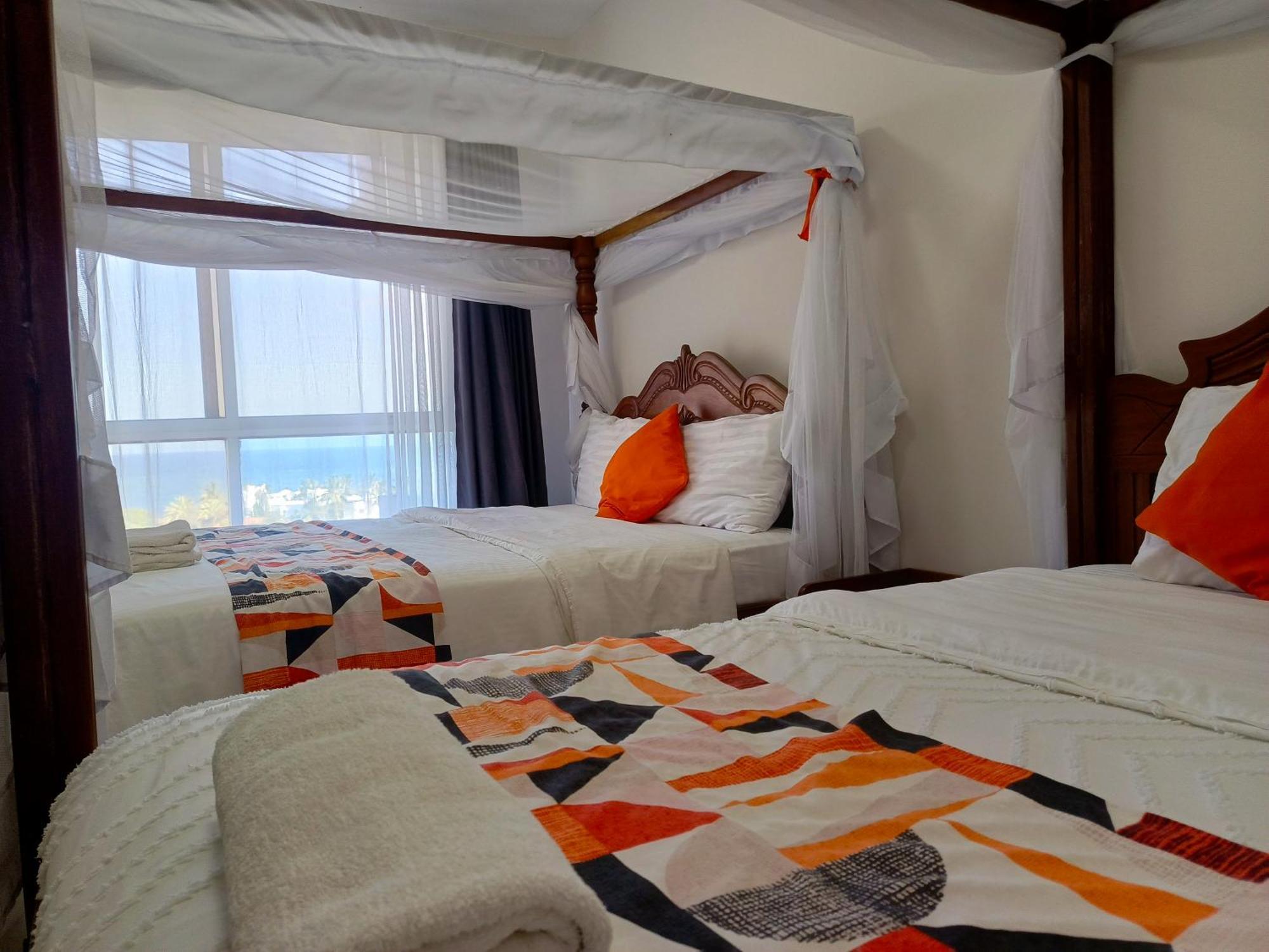 מומבסה Savannah Lions Exquisite Apartment מראה חיצוני תמונה