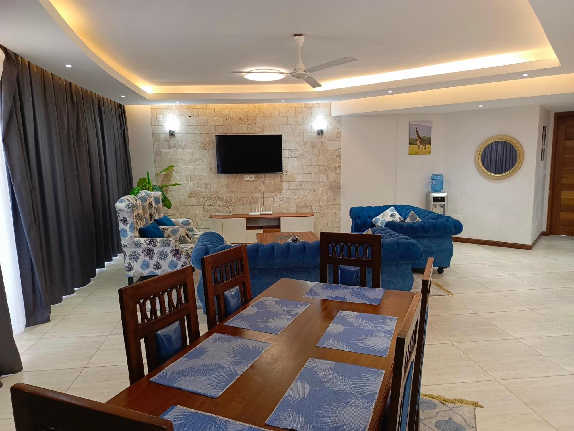 מומבסה Savannah Lions Exquisite Apartment מראה חיצוני תמונה